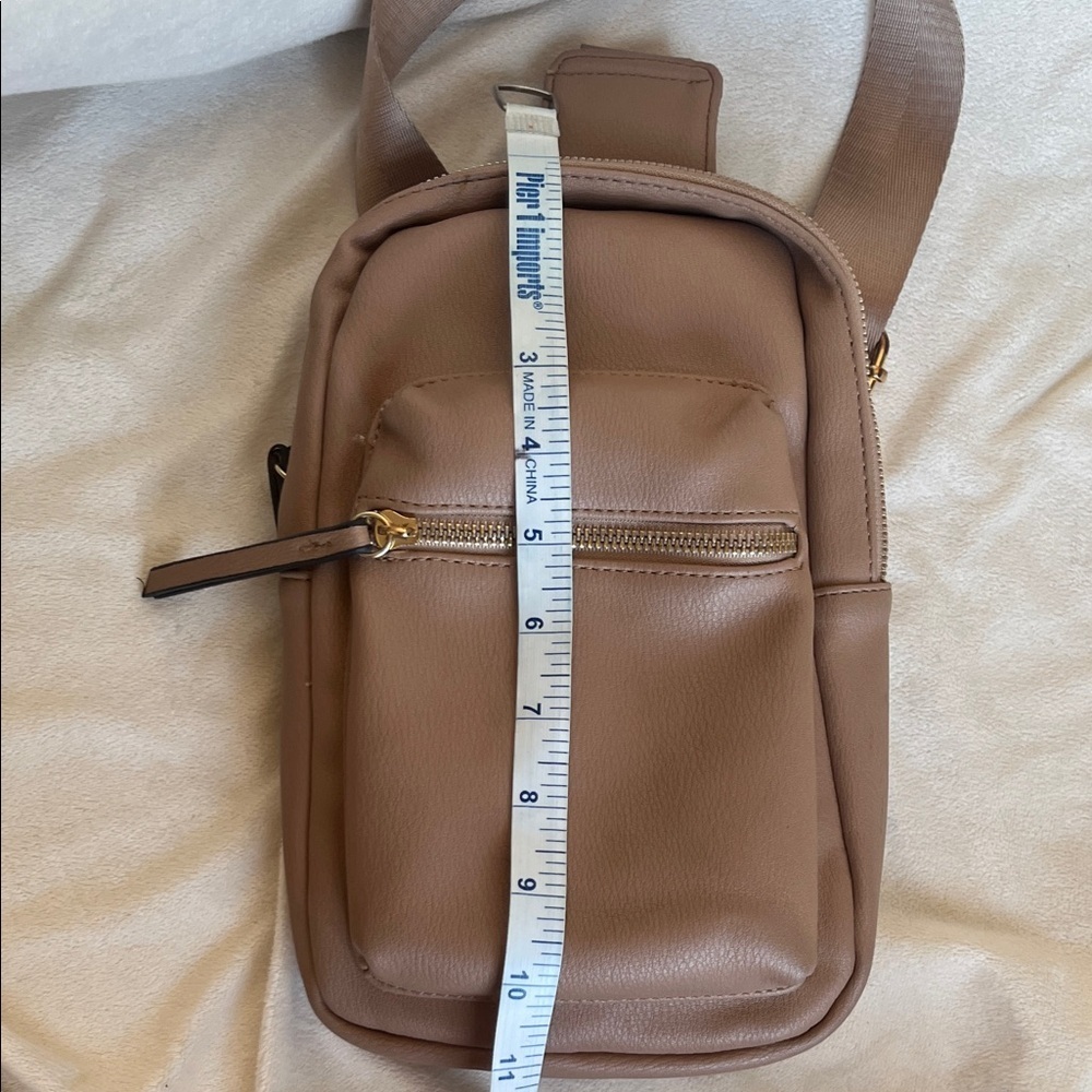 Stylish Taupe Mauve Crossbody Bag - Picture 4 of 8